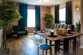 Unique Loft Style Charm, near Med Center